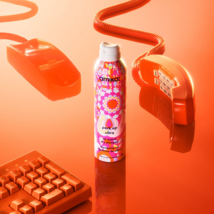 Amika Perk Up Ultra Oil Control Dry Shampoo 250 ml - Cancam